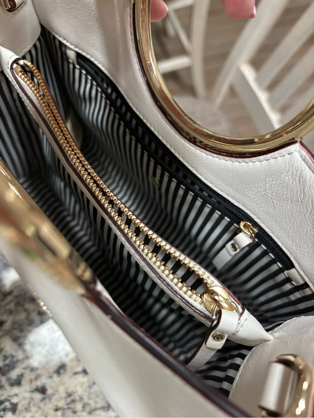 kate spade white leather bag with gold circular handle